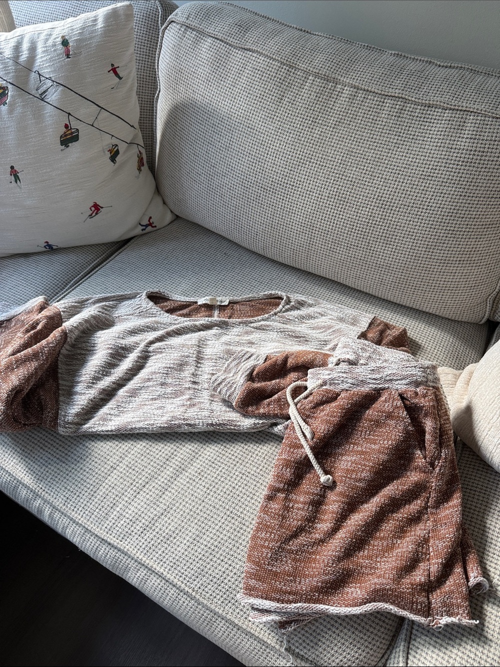 Women’s Two-Tone Knit Pajama Set - Brown and Cream